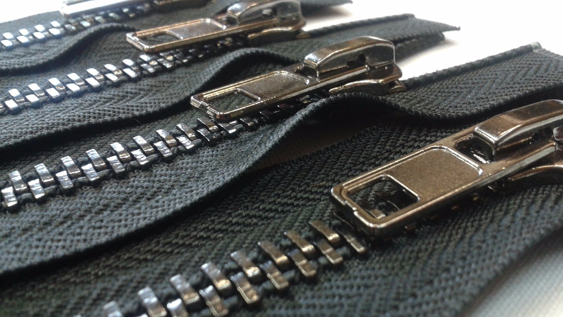 Metal Zipper with Free Samples