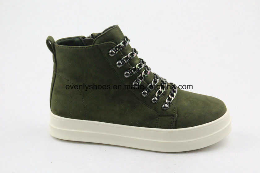 New Design Fashion Lady Boots with Metal Decoration