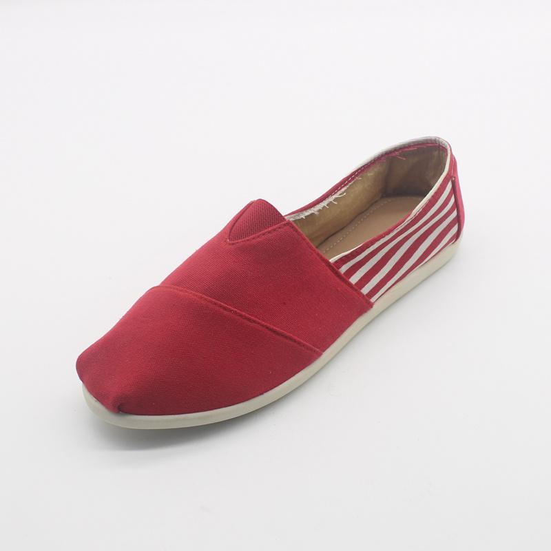 Classical Simple Men Canvas Slip on Shoes with Cheap Price