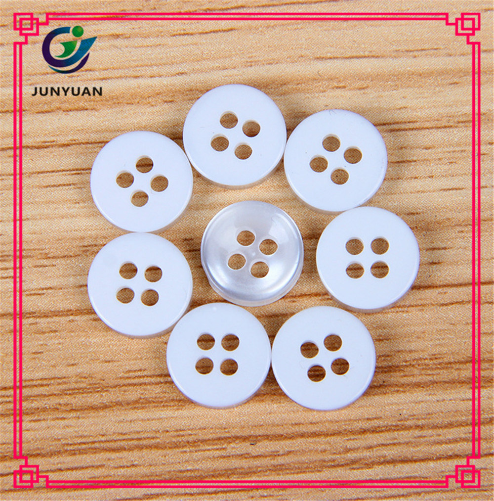 Resin Plating Round in Four Eyes of Child Clothing Buttons