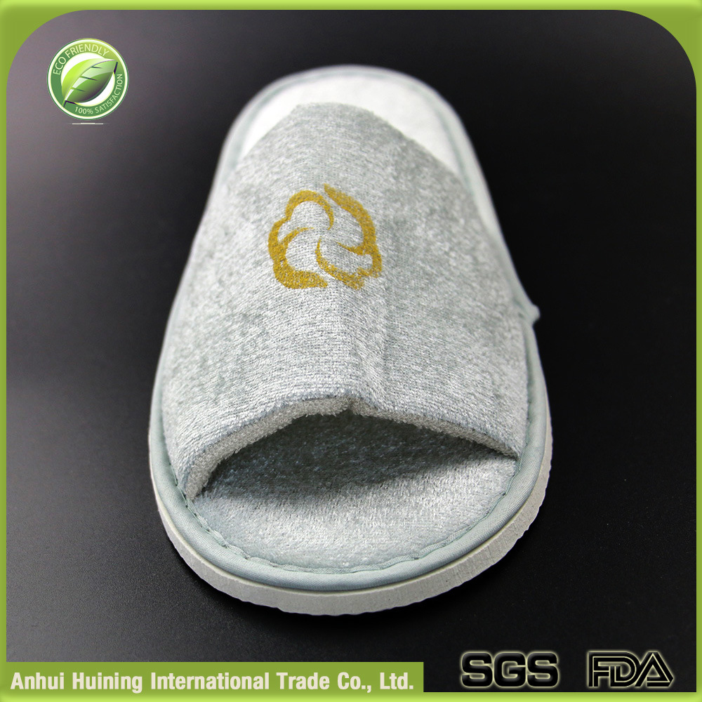 Customized Disposable Hotel Slippers for Guest