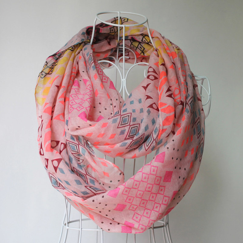 Lady Fashion Geometry Printed Polyester Voile Spring Infinity Scarf (YKY1102)