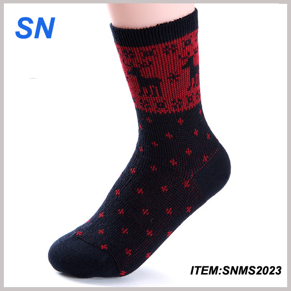 Wholesale 2015 High Quality Custom Knitted Girls Socks