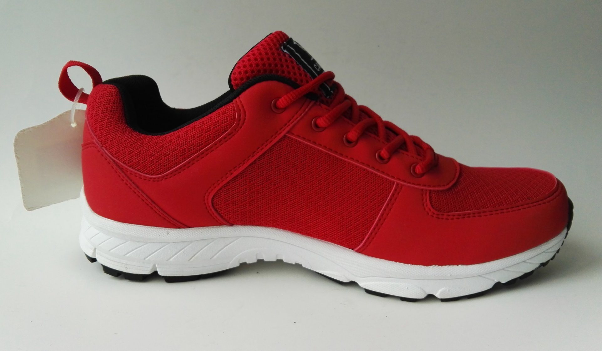 Fashion and Classical Running Shoes for Unisex of All Ages