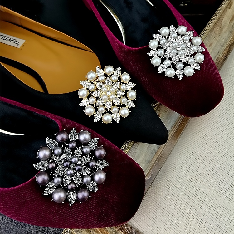 Elegant Crystal Glass Shoe Ornaments for Women Shoes