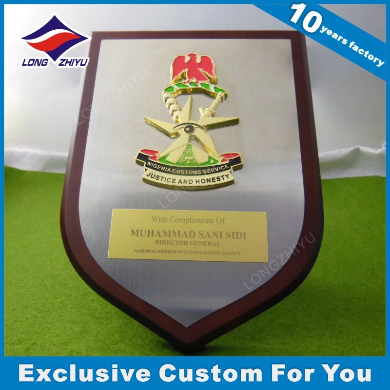 Wholesale Smooth Metal +MDF Wooden Shield Plaque Medal /Trophy