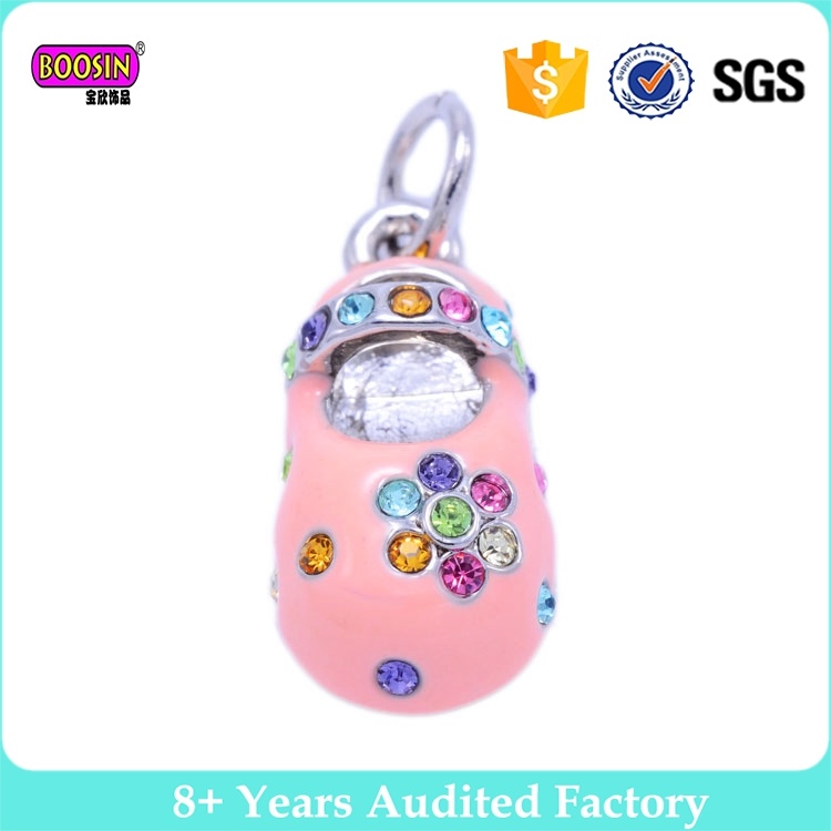 Wholesale Baby Shoes Charms for Bracelet Making