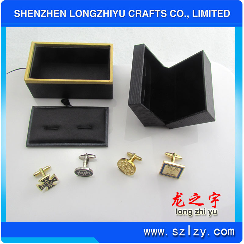 Zinc Alloy Replica Cufflinks with Box Packing Promotional Gift