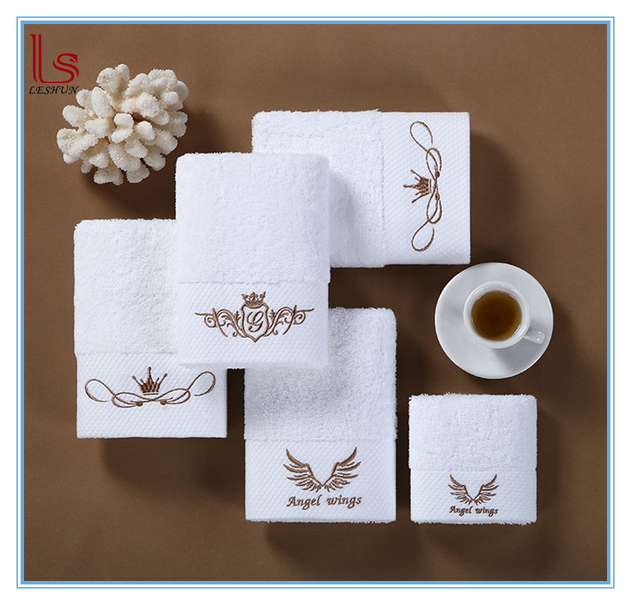 100% Cotton, Customized Embroidery Bath, Cotton Towels
