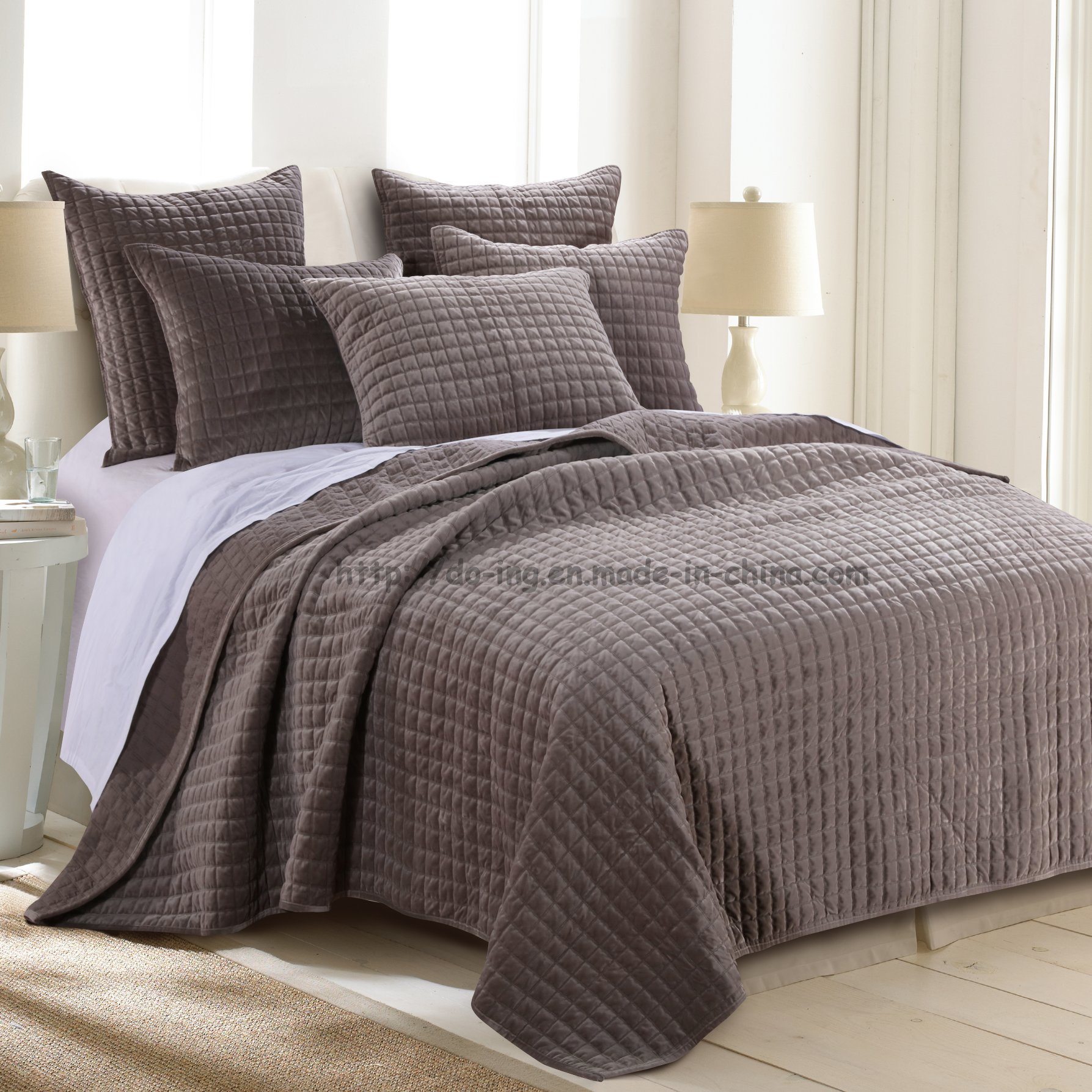 Plain Bedspread in Natural (DO6050)