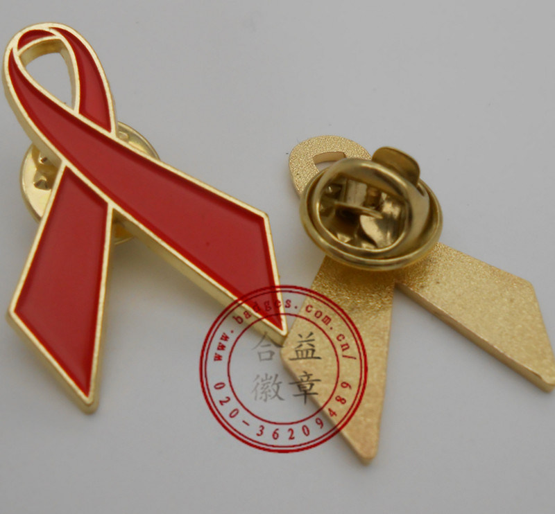 Hot Selling Aids Enamel Red Ribbon Lapel Pins and Badges (GZHY-LP-057)
