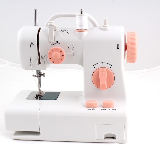 China Factory Lockstitch Overlock Mini Texile Sewing Machine for Household