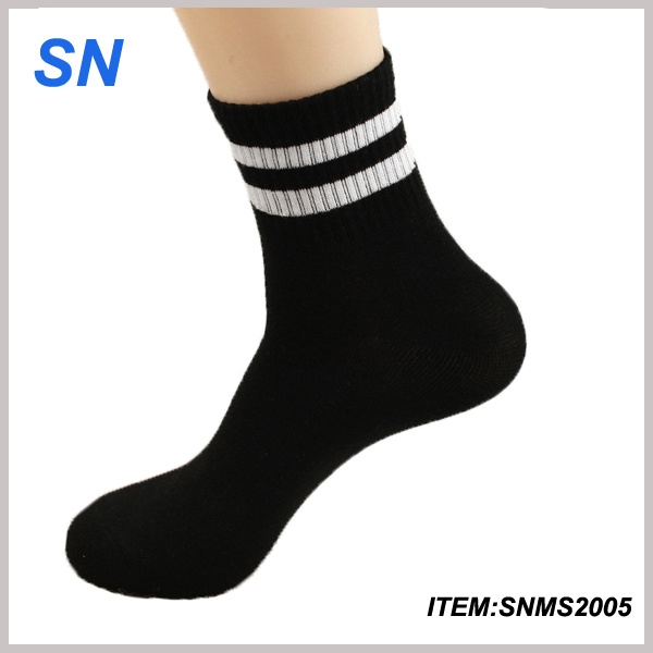 Wholesale 2016 Fashion Custom Sport Black Socks