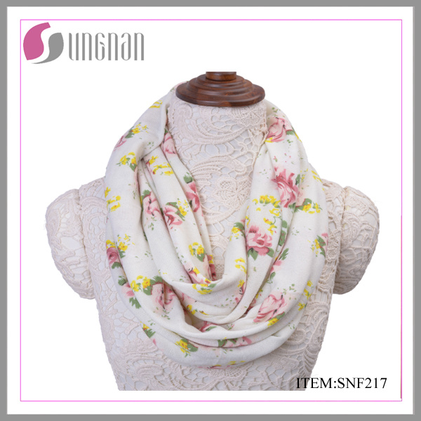 High Quality Comfortable Rose Flannel Infinity Scarf (SNF217)