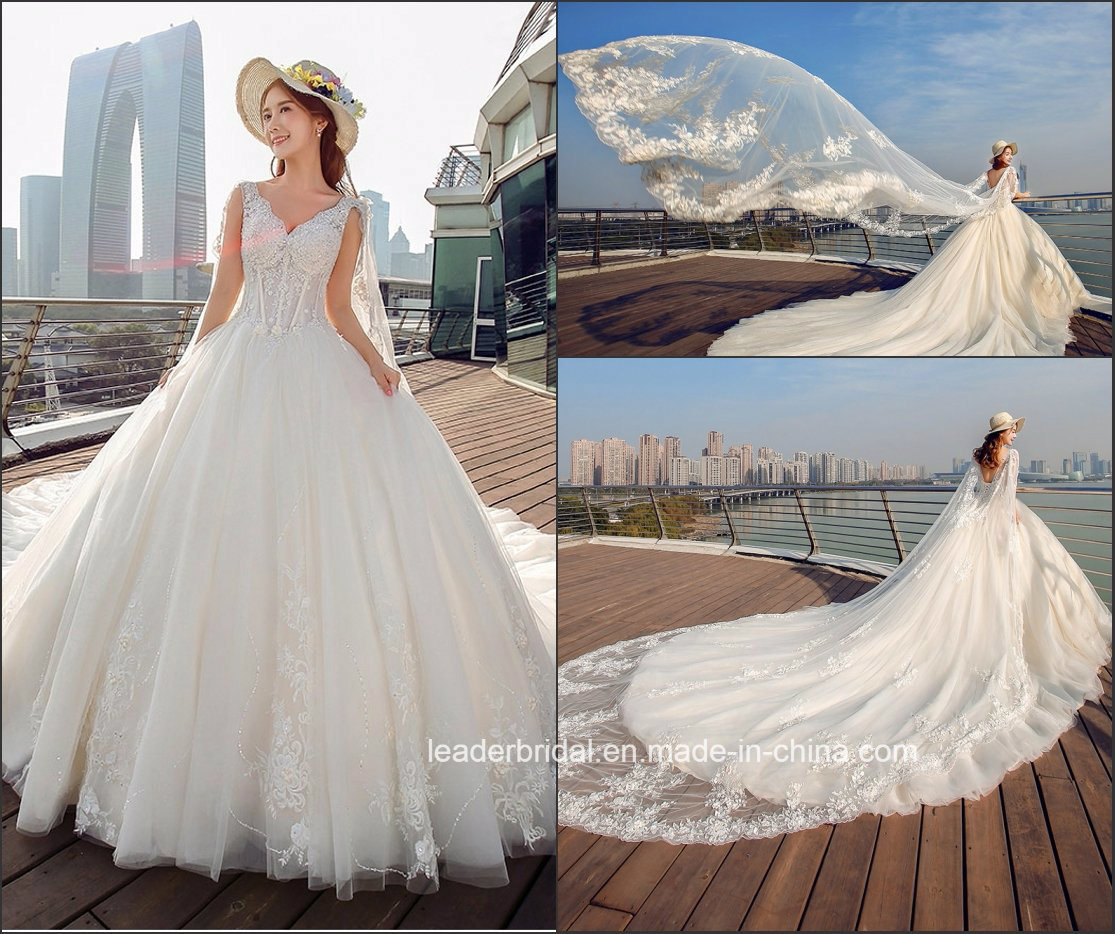 Sleeveless Bridal Gowns Lace Beading Puffy Wedding Dress Tb418