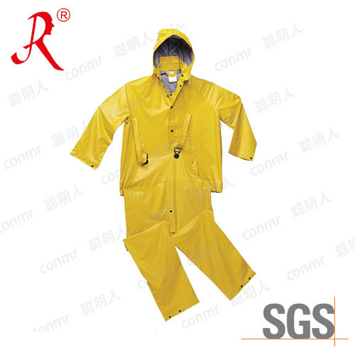 Latest Design Yellow PVC Rain Coats (QF-749)