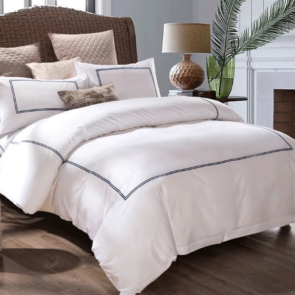 Classic Embroidery Bed Linen Cotton White Hotel Bedding Set
