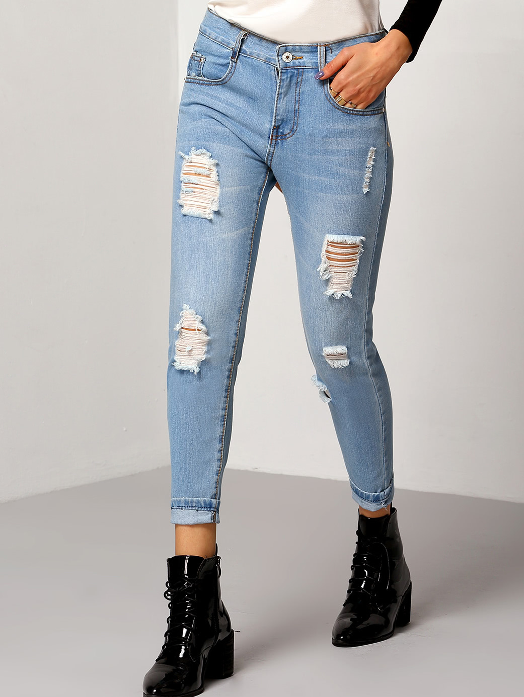 2017 New Designs Fashion Hot Sale Ripped Cuffed Women Denim Jeans