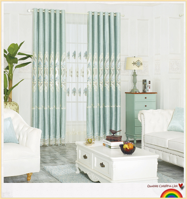 Customized Size Wholesale Polyester Apartment Luxury Curtains with Flocked