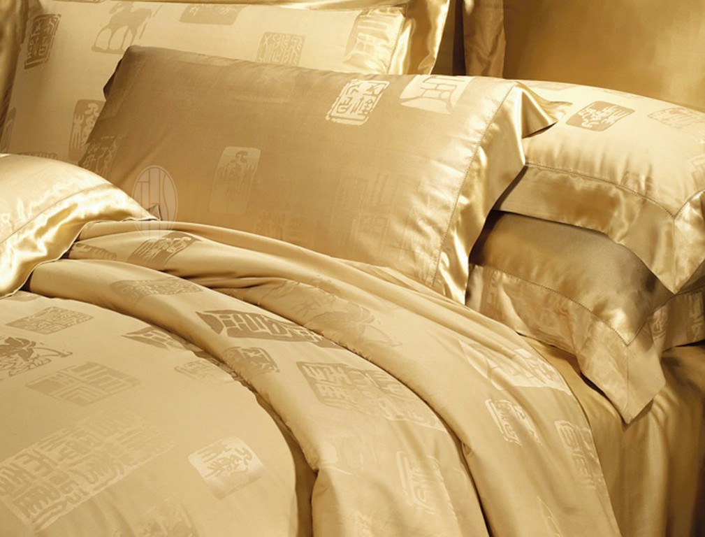 Taihu Snow Silk Oeko Certified Seamless Silk Bedding Set Bed Linen Sheet