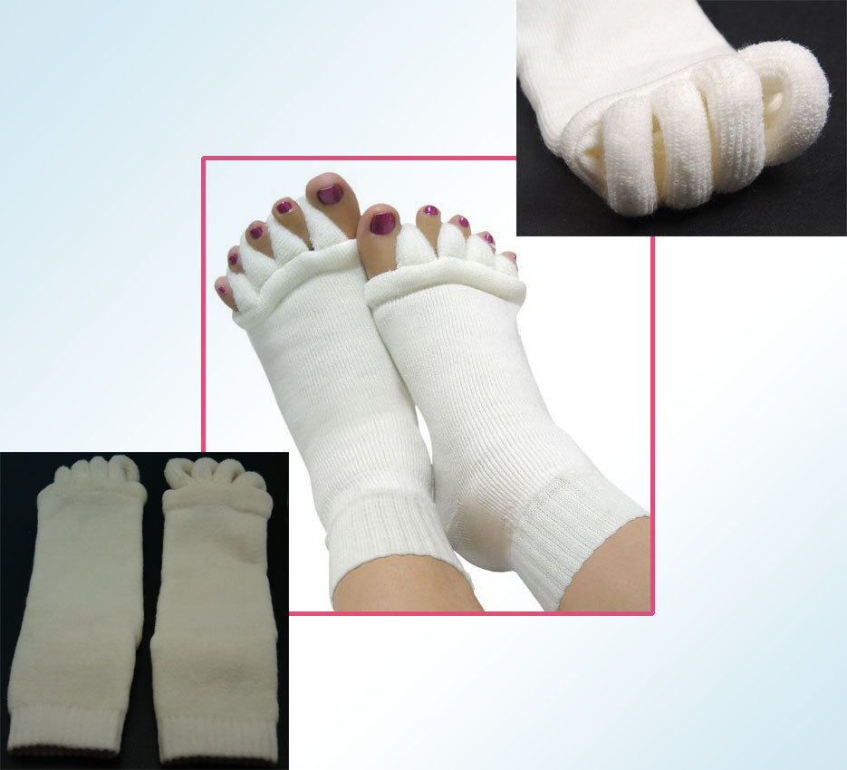 2017 Cheap Prices Fashion Soft Foot Alignment Socks (D1)