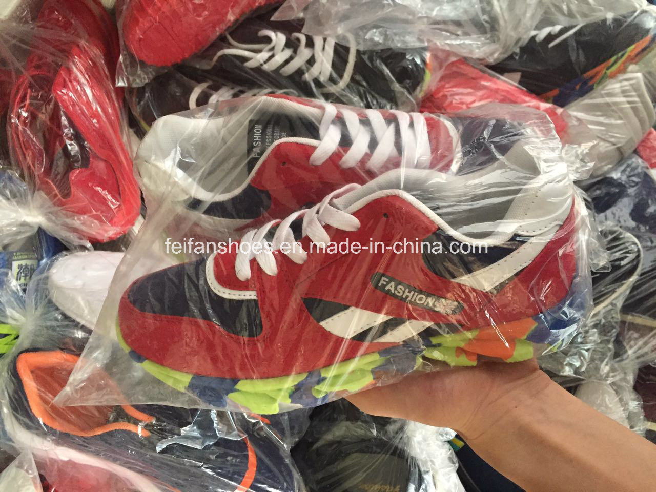 Good Quality Sport Shoes Sneaker Shoes Stock for Men's (FSPS1116-4)