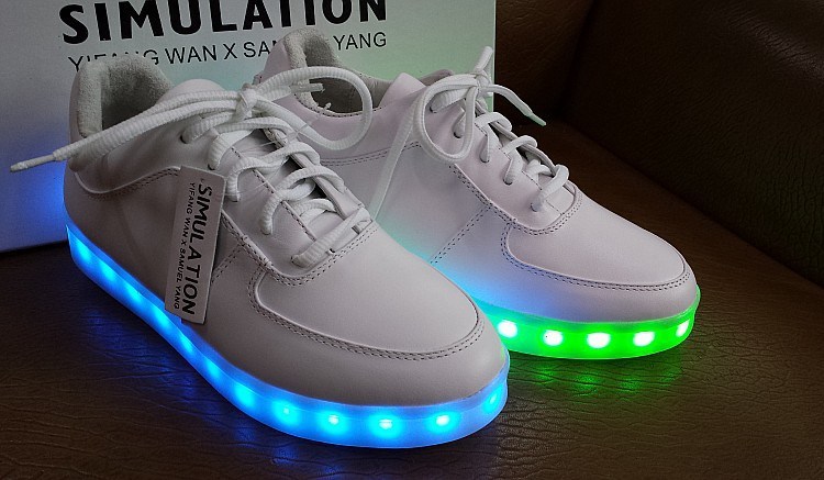 2016 New Fashion LED Shoes with USB Charge