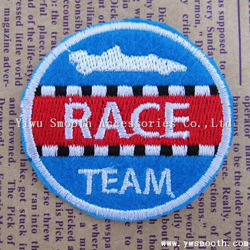 Custom Fashion Letter Logo Embroidery Patches for Garment Accessories Decoration