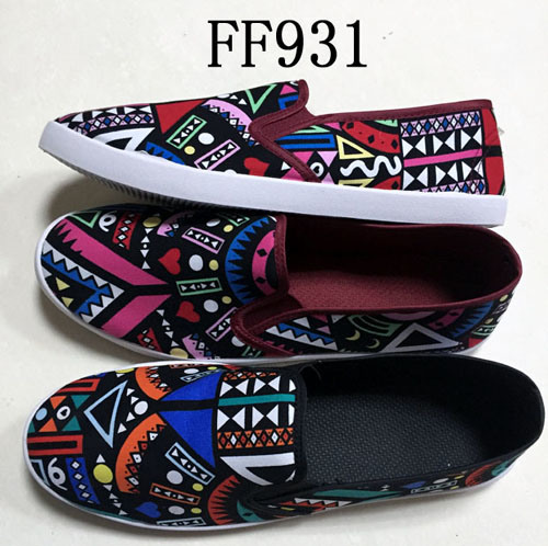 Latest Men Injection Causal Shoes Leisure Shoes Canvas Shoes (FF931)