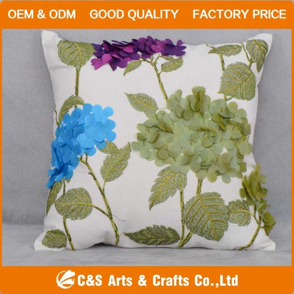Custom New Design Embroidery Fabric Cushion for Home Textile