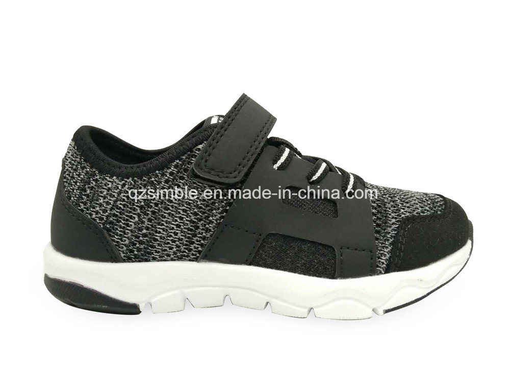 2017 Man New Design Comfortable Sports Shoes with Fly Knit Upper