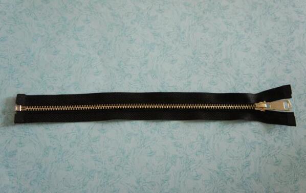 Hot Nylon Zipper for Garment, Bags, Textile and Shoes
