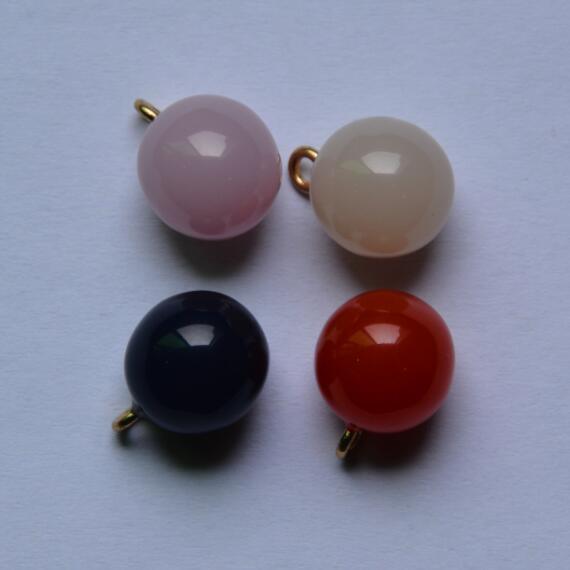 Hot Selling Fashion Garment Resin Button with Metal Shank