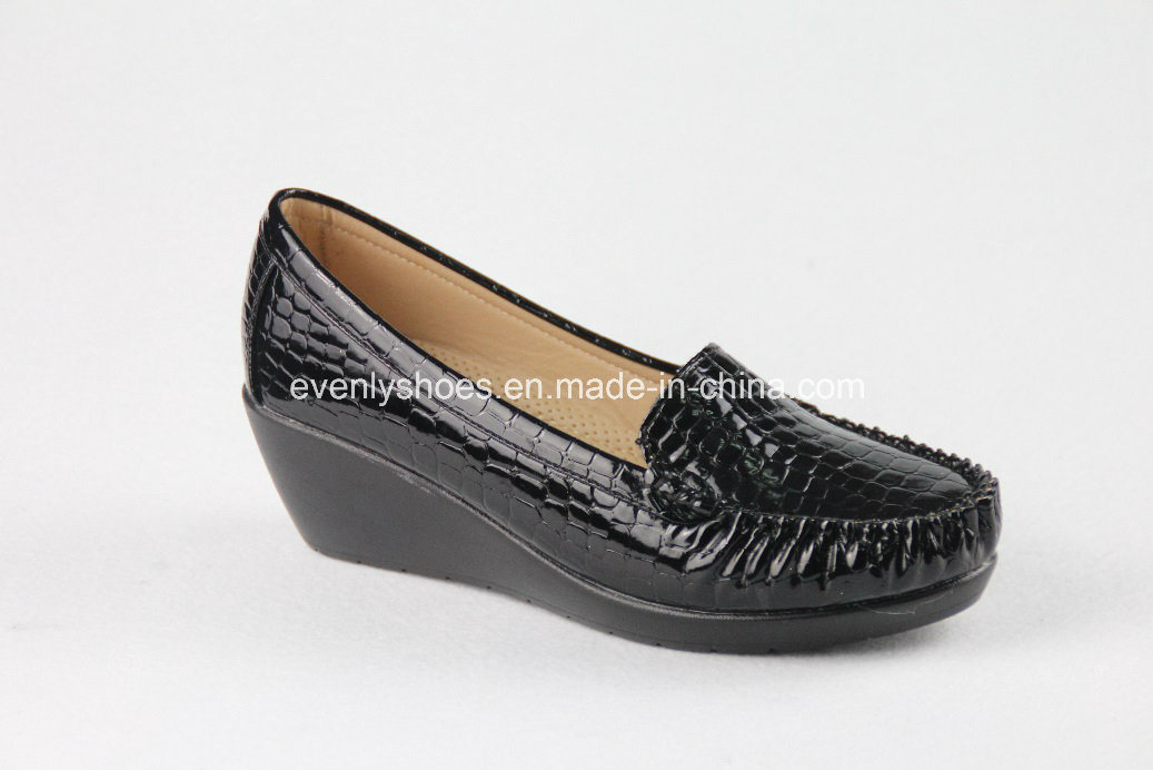Patterned Lady PU Shoes with Wedge Design