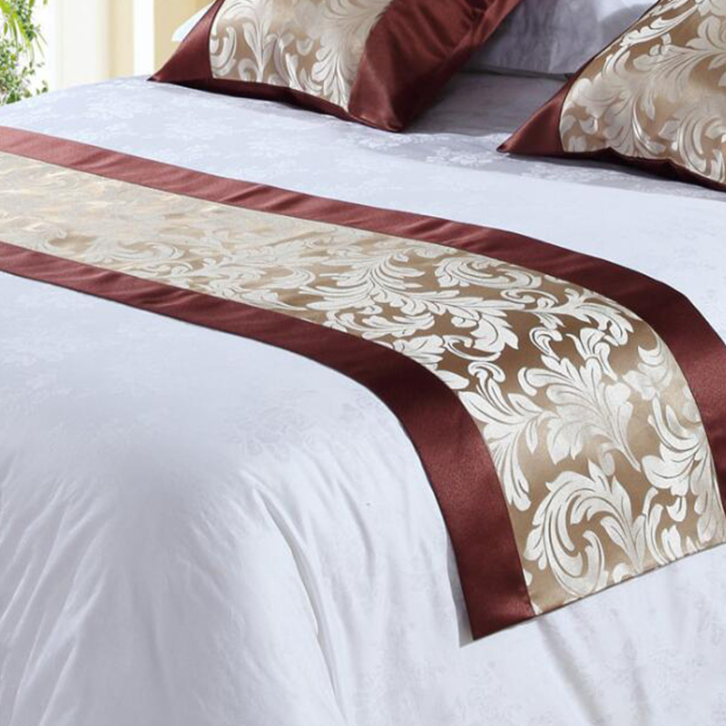 100% Polyester Hotel Bedding Decoration Bed Runner (DPH7780)