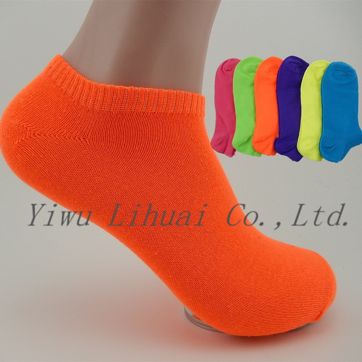 Bright-Colored Beautiful Ladies Soft Boat No Show Ankle Socks