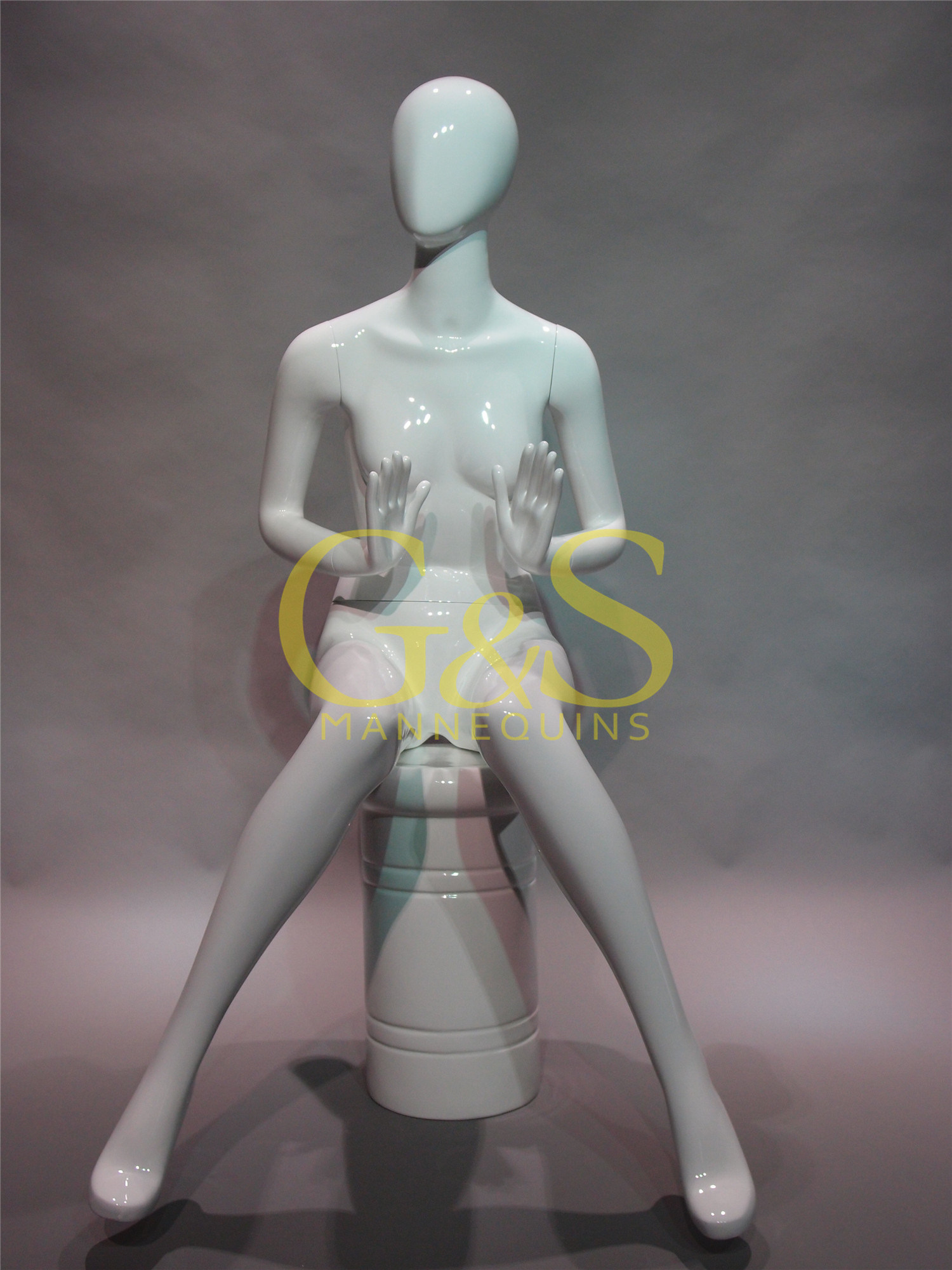 Windows FRP Fashion New Design Female Fiberglass Mannequins (GS-GY-033)