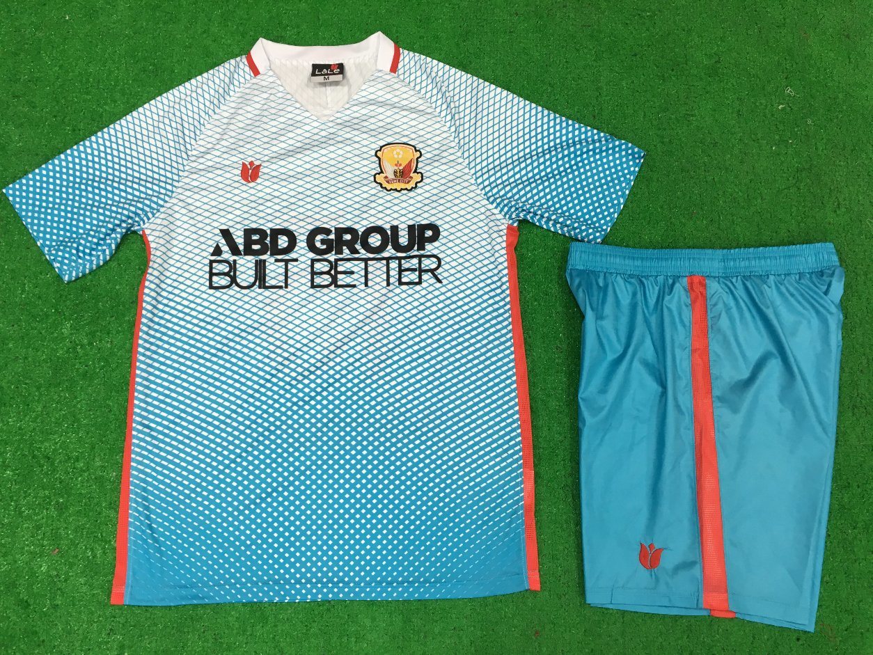 The Football Club Cool Design Soccer Set with Mesh Side Panel and Embroidery Logo
