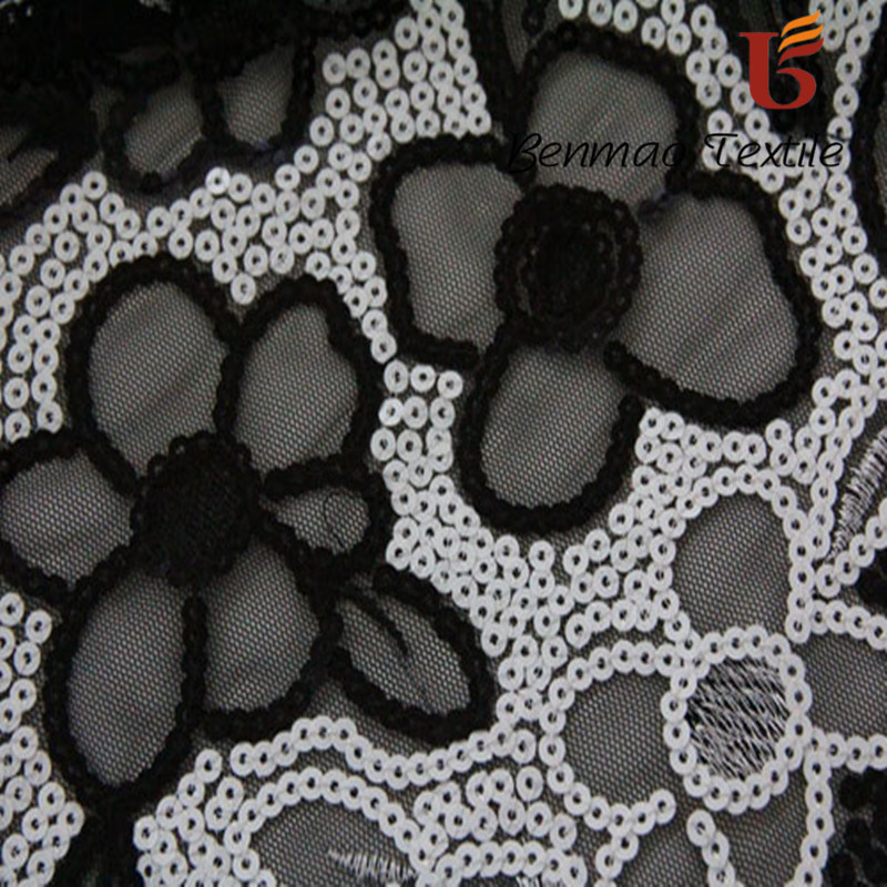 Flower Spangle Embroidery Design for Lady Dress
