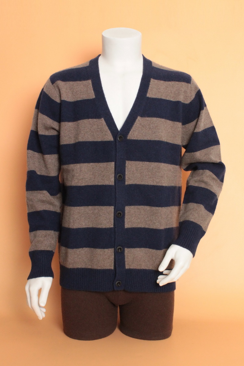 Yak Wool/Cashmere V Neck Cardigan Lattice Long Sleeve Sweater/Clothing/Garment/Knitwear