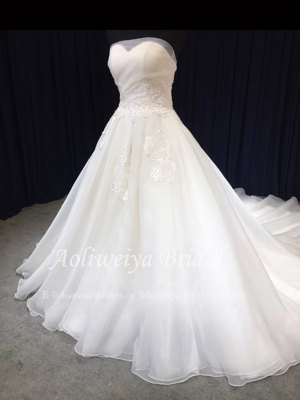 Aolanes Plain Lace Mermaid Strapless Wedding Dress 010210