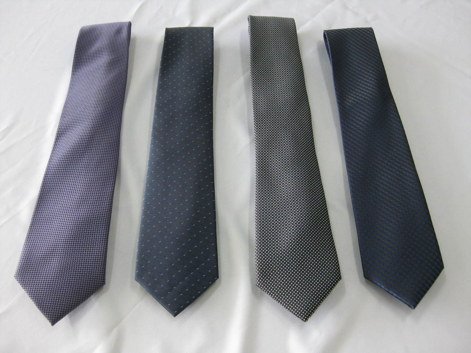 Fashion Solid Light Grey Colur Men's Micro Fibre Ties