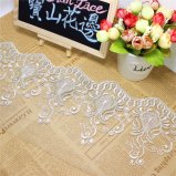 Factory Stock Wholesale 17.5cm Width Embroidery Bi-Color Gold Thread Polyester Net Lace Polyester Embroidery Trimming Fancy Mesh Lace for Garments Accessory