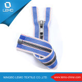 Zippers for Clothes Garments Accessories of Plastic Zipper