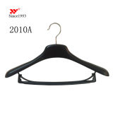 18 Inches Custom Brand Luxury Fashion Store Plastic Coat Hangers with Trouser Bar