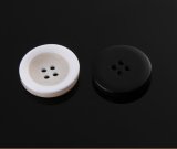 Manufacturer Fashion Garment Accessory 4 Holes Polyester Button