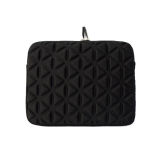 Popular Embossed Triangle Pattern Design Neoprene Laptop Sleeve Bag (FRT1-16)