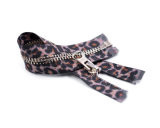 Metal Zipper with Leopard Print Tape and Fancy Puller/Top Quality