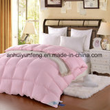 White Wholesale Chinese Satin Duck Down Filled Warm Quilt
