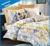 Yellow Triangle Design Printed Cotton Quilt Cover
